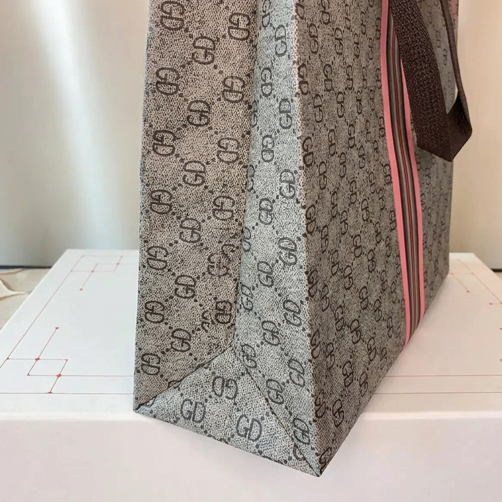 50pcs, 4 Sizes Luxury Grid Pink Stripes Non-woven Gift Bag