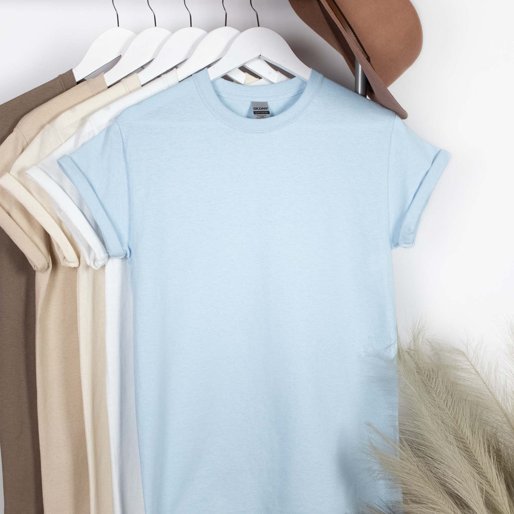Gildan Soft Adult Shirt, Blank Unisex T-shirt