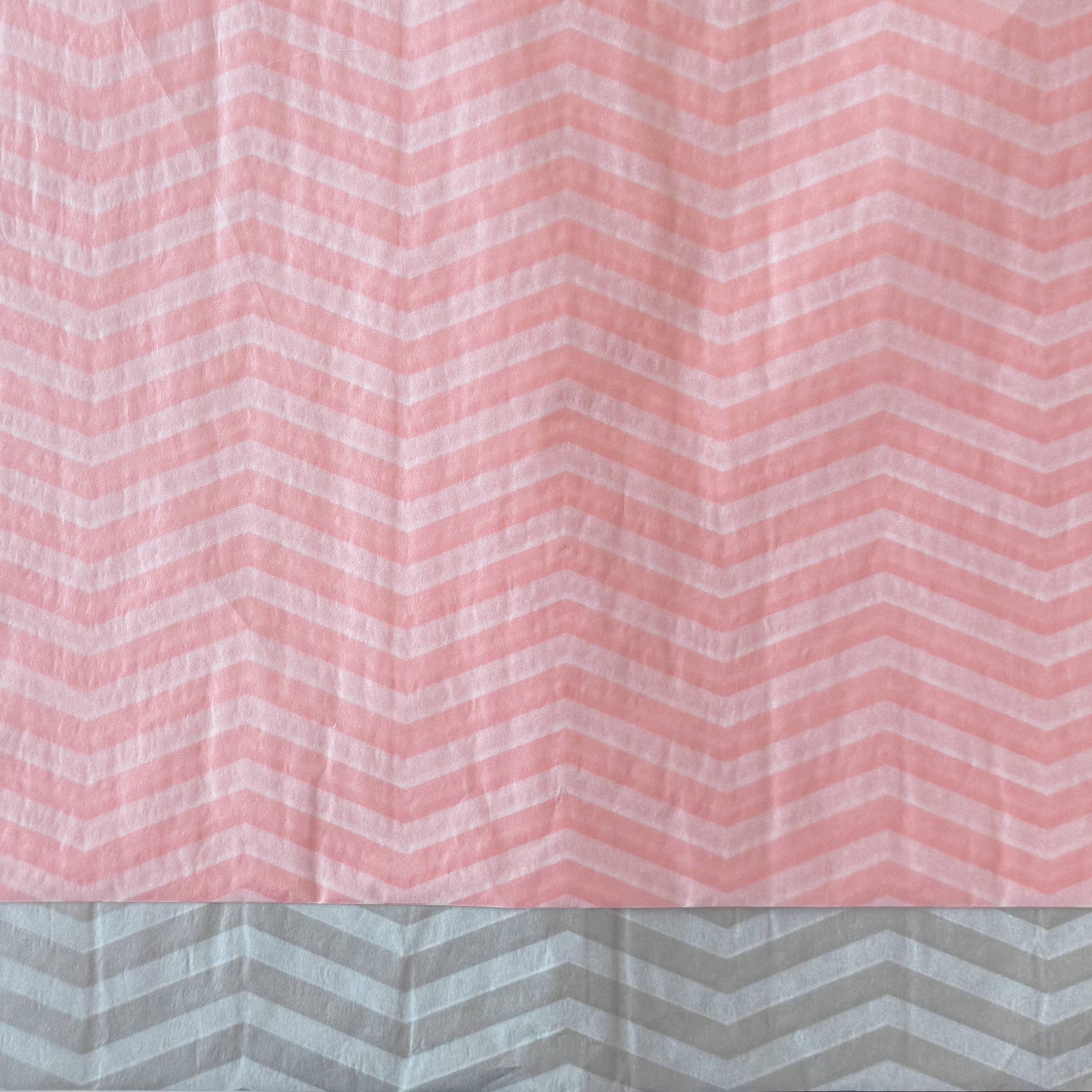 150pc, 28x20" Wavy Zigzag line 17g Wrap Paper Sheet